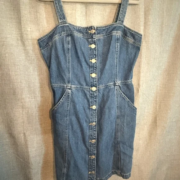 Levi's women's denim button-up dress - Picture 1 of 5